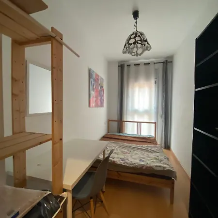 Oasis Familiar Apartamento Terrassa